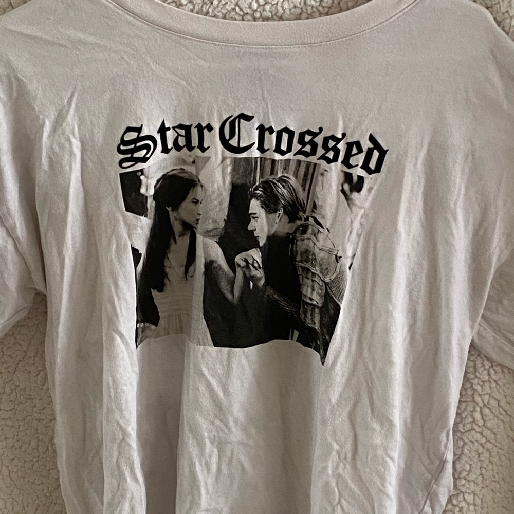 Forever 21 Romeo and Juliet shirt
